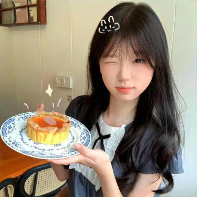 我和他都是新郎。